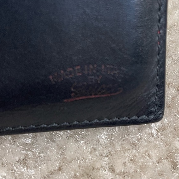 Gucci | Mens Leather Bifold Wallet - Picture 3 of 8